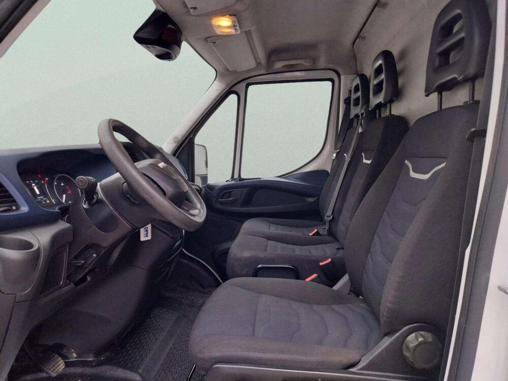 IVECO  35S16  2.3D  155 CV   Automático