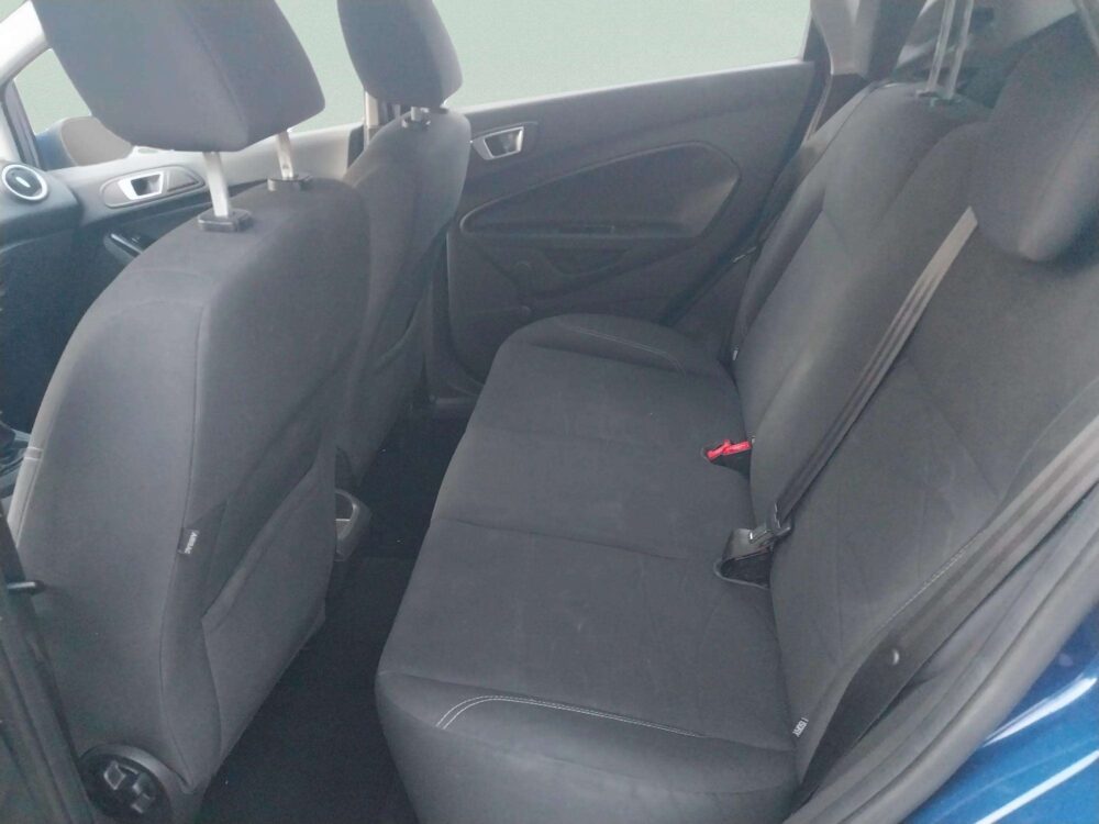 Ford Fiesta 1.2i  82 CV  Trend 5P