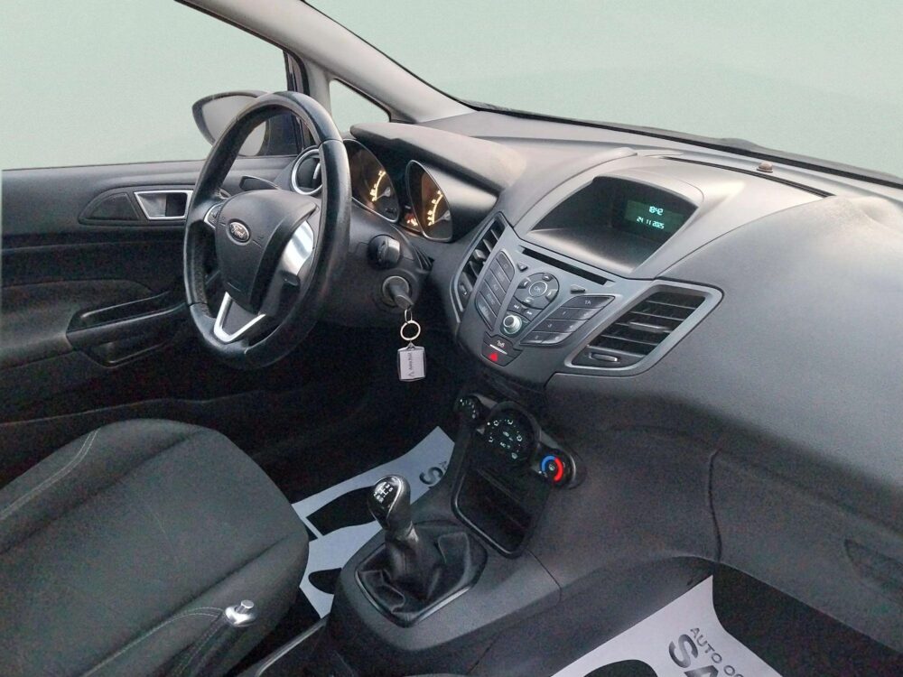 Ford Fiesta 1.2i  82 CV  Trend 5P