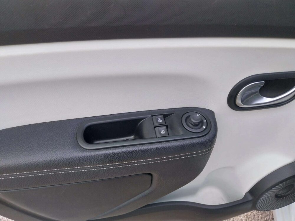 Renault Twingo III  95 CV  Automático 5 P