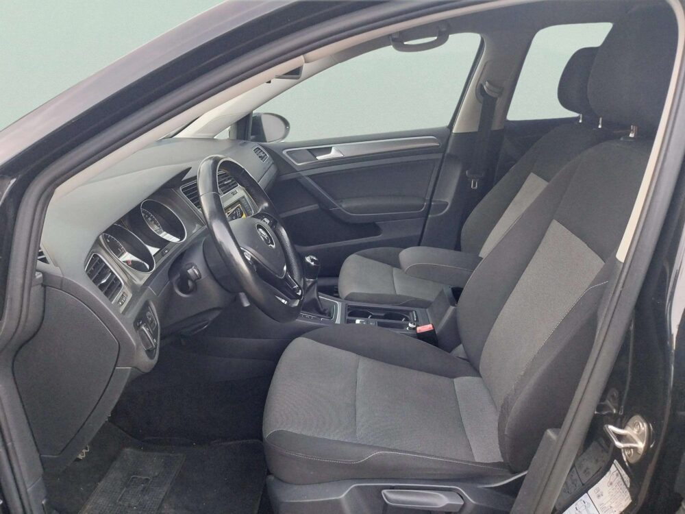 Volkswagen Golf VII  1.6 TDi  110 CV  Bluemotion