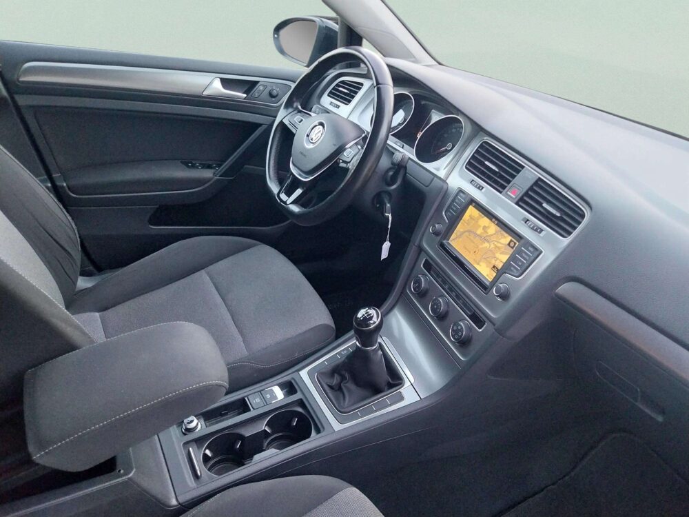 Volkswagen Golf VII  1.6 TDi  110 CV  Bluemotion