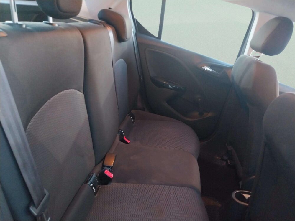 Opel Corsa 1.4  90 CV  Selective  5 P