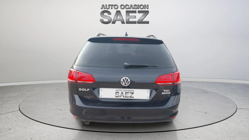 Volkswagen Golf VII  1.6 TDi  110 CV  Bluemotion