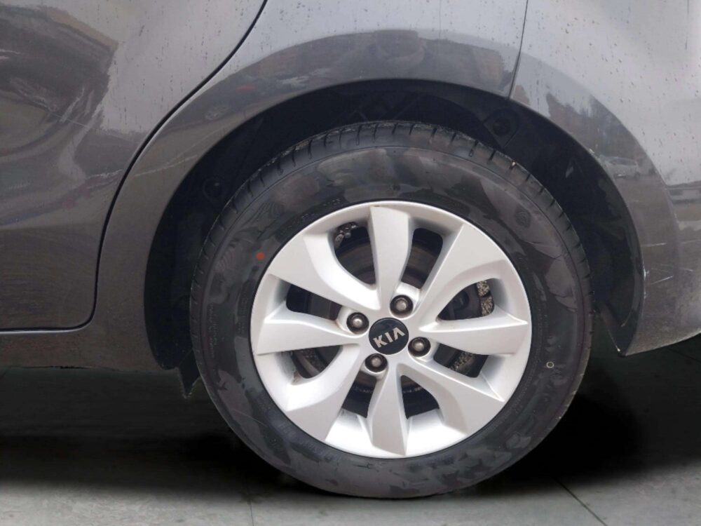 Kia Rio .1.2  85 CV Tech