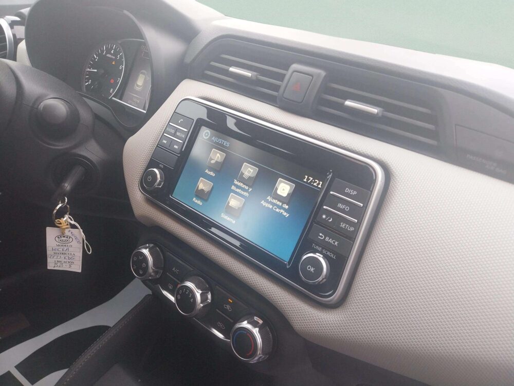 Nissan Micra 0.9 Acenta 90 CV