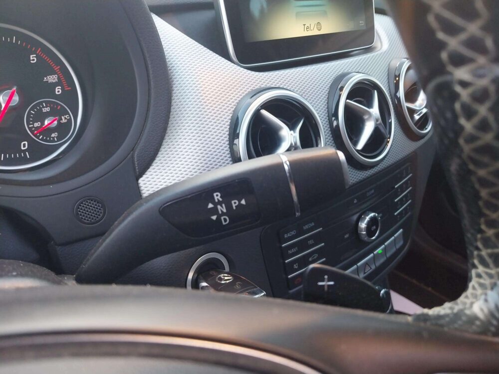 Mercedes B 180 CDi Urban Automático