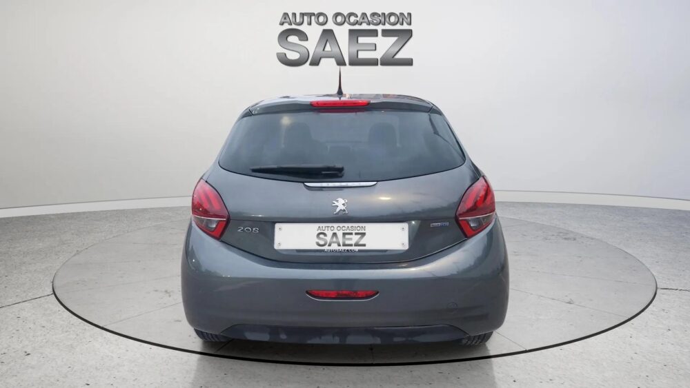 Peugeot 208 1.6 HDi  BLUE  Style 100 CV