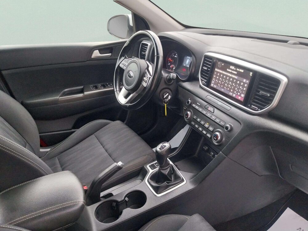 Kia Sportage 1.6 Híbrido Business  136 CV  4×4