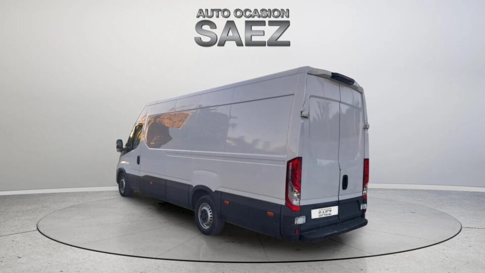 Iveco  35 S16  2.3D Automático