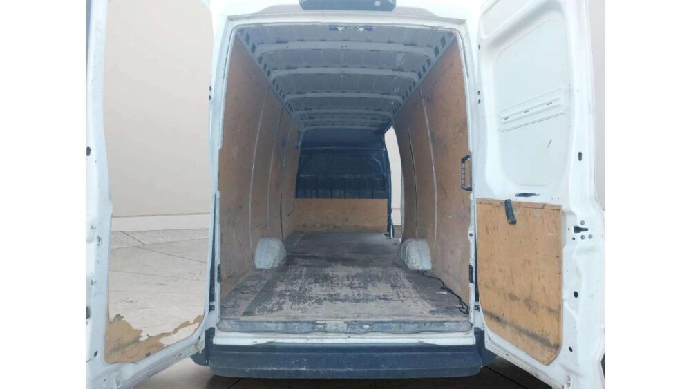 Iveco  35 S16  2.3D Automático