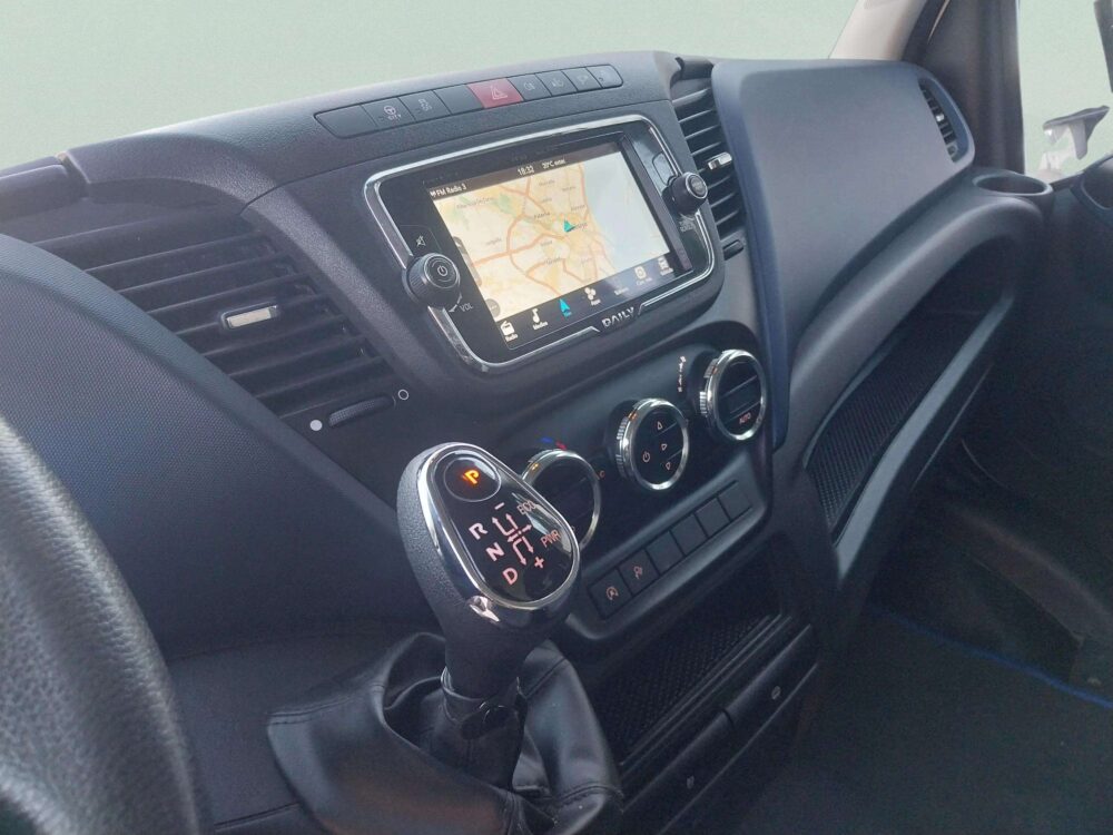 Iveco  35 S16  2.3D Automático