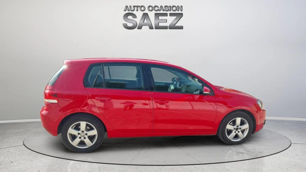Volkswagen Golf 1.6 TDi  105 CV