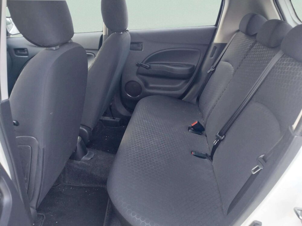 Mitsubishi Space Star  1.0  70 CV  5 P