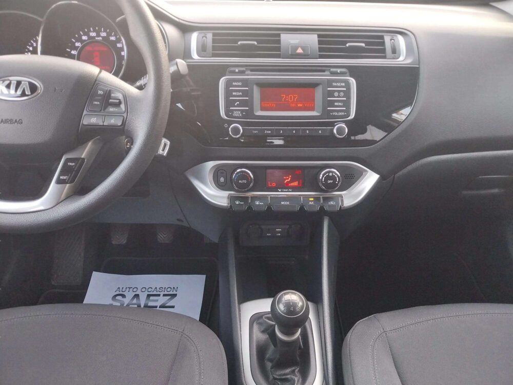 Kia Rio 1.2 CVVT Drive  84 CV