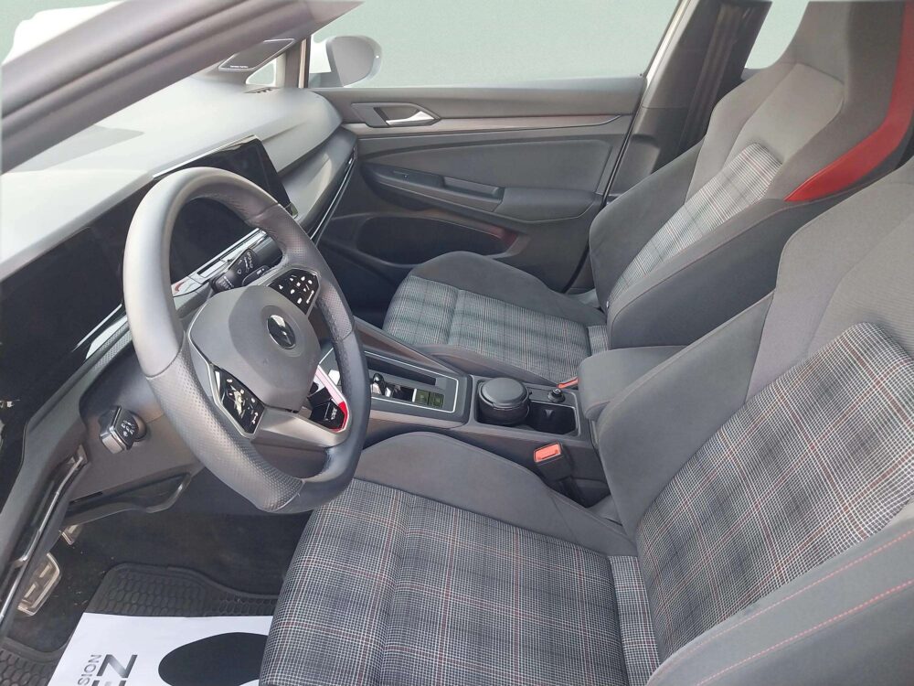 Volkswagen Golf 2.0 GTi