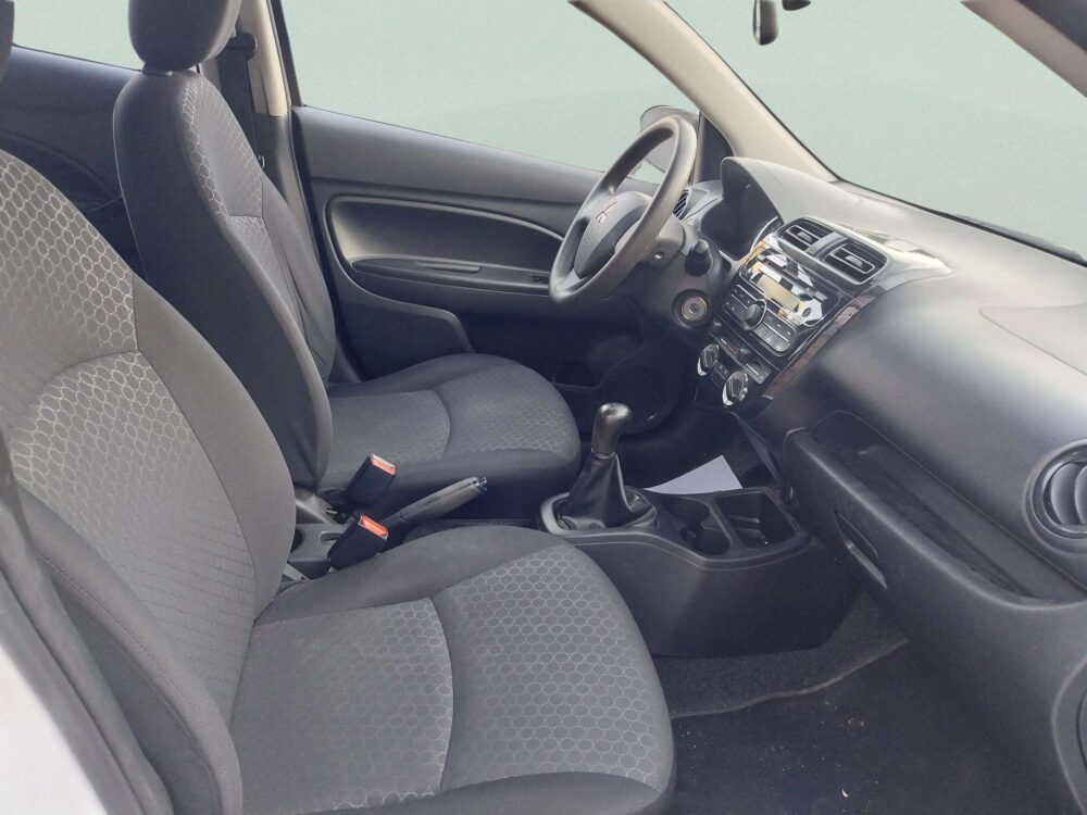 Mitsubishi Space Star  1.0  70 CV  5 P