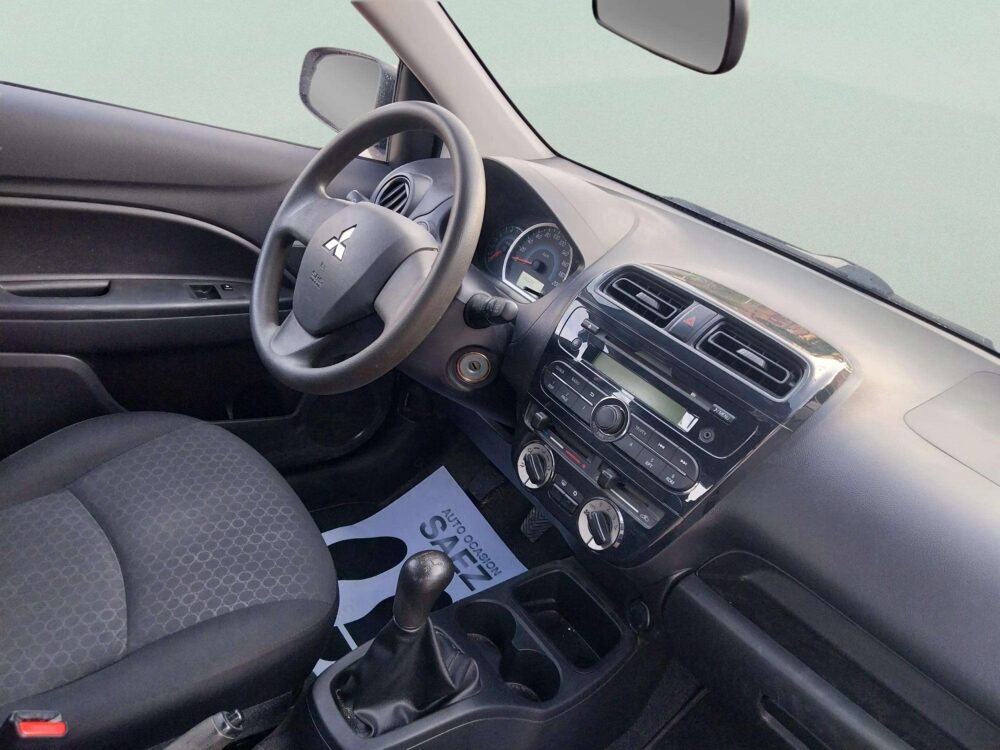 Mitsubishi Space Star  1.0  70 CV  5 P