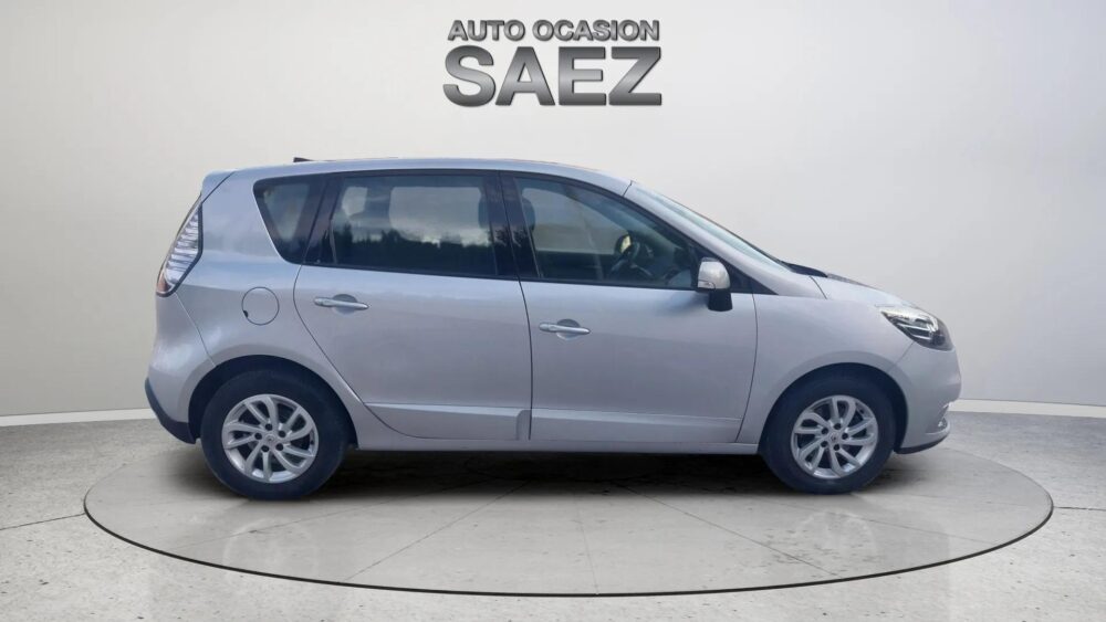 Renault Scénic 1.5 DCi  110 CV  Automático