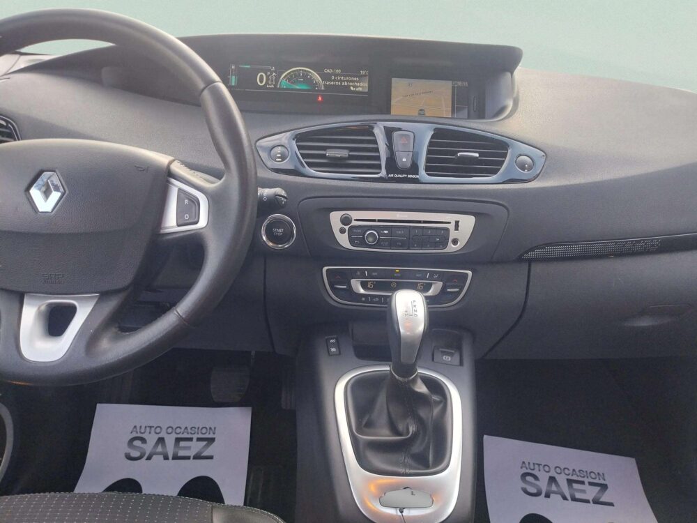 Renault Scénic 1.5 DCi  110 CV  Automático