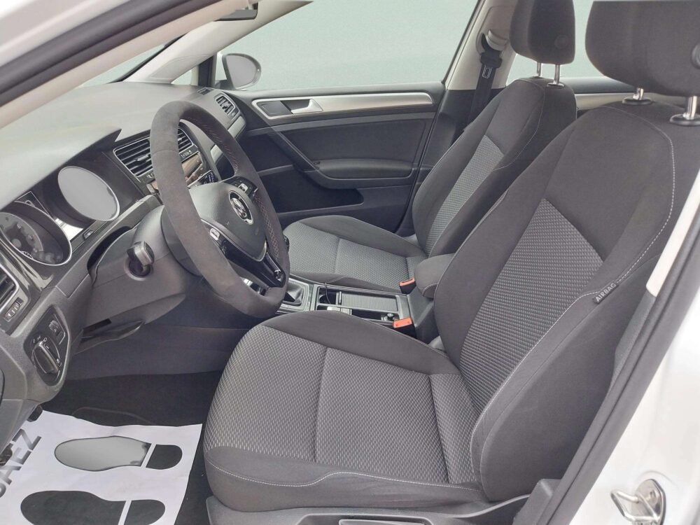 Volkswagen Golf 1.0 TSi  110 CV  Business