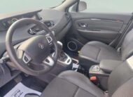 Renault Scénic 1.5 DCi  110 CV  Automático