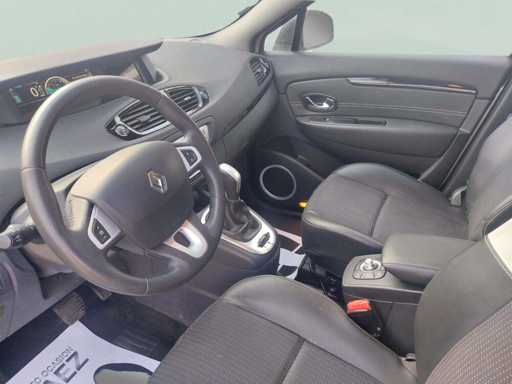Renault Scénic 1.5 DCi  110 CV  Automático