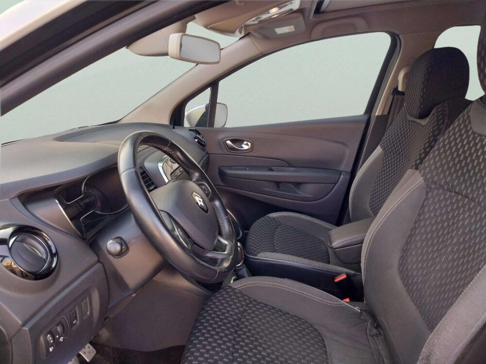 Renault Captur 1.5 DCi  90 CV  Limited  Automático
