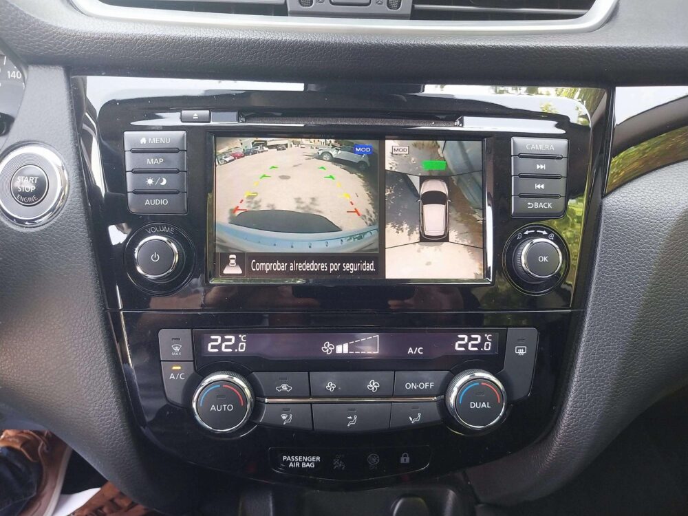 Nissan Qasqai  1.3 DIG-T  N-CONNECTA