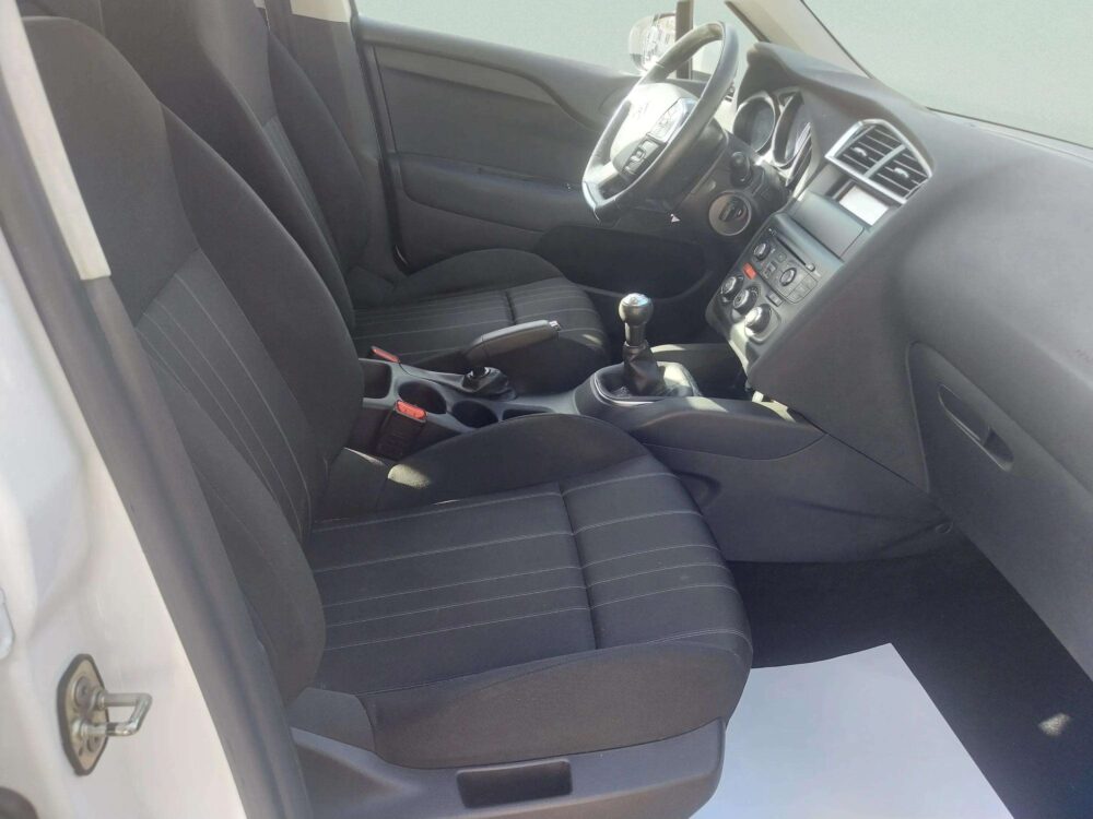 Citroen C4   1.6 HDi  90 CV  Tonic