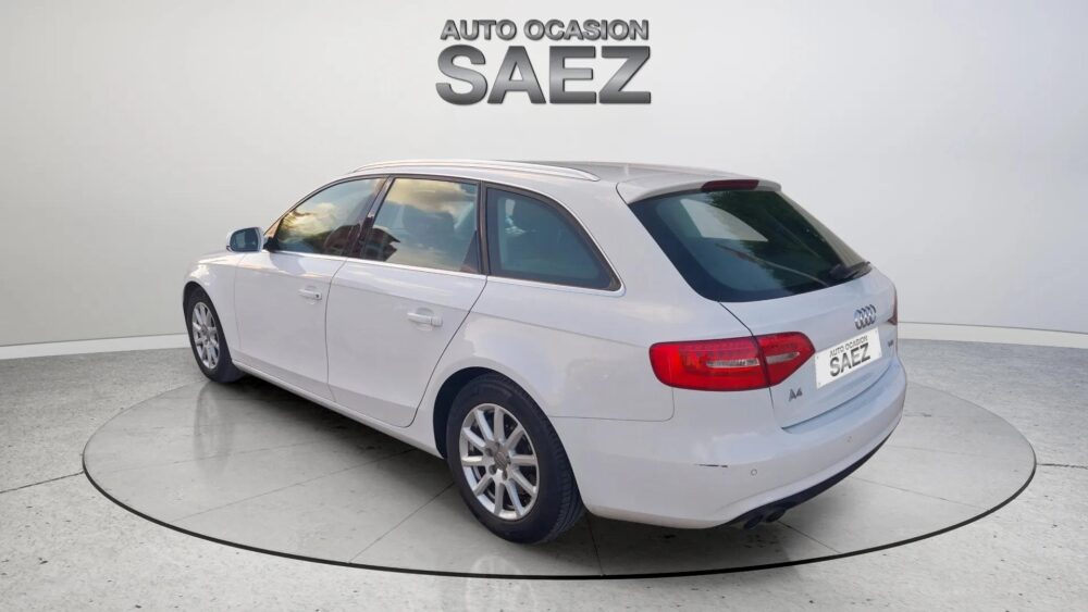 Audi A4 2.0 TDi  136 CV Avant