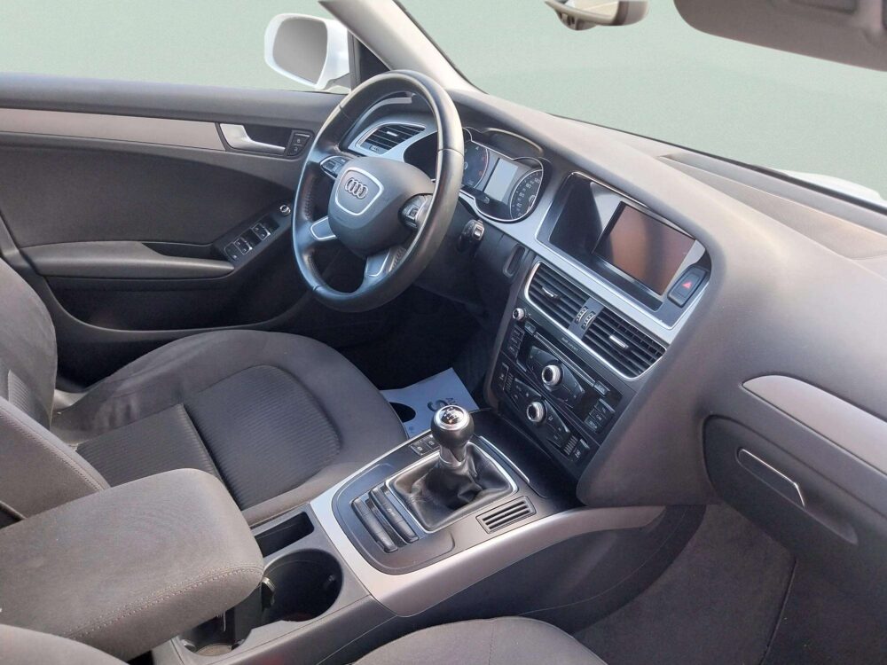 Audi A4 2.0 TDi  136 CV Avant