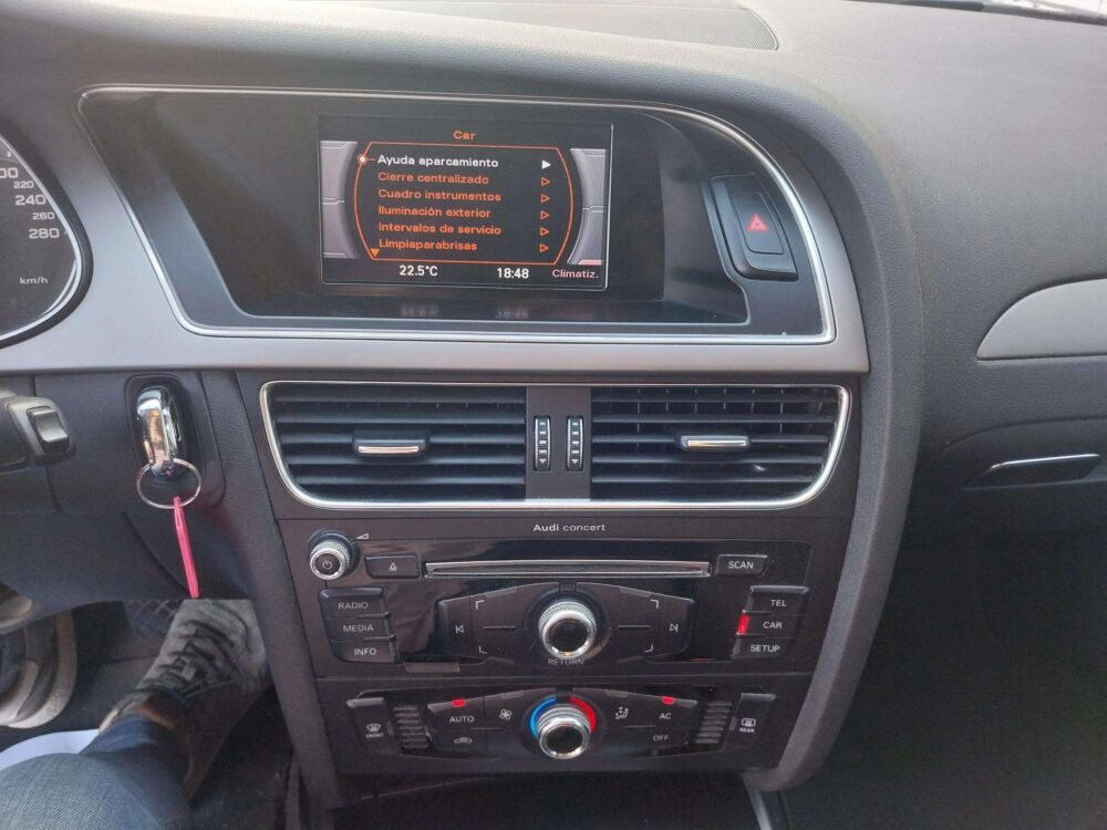Audi A4 2.0 TDi  136 CV Avant
