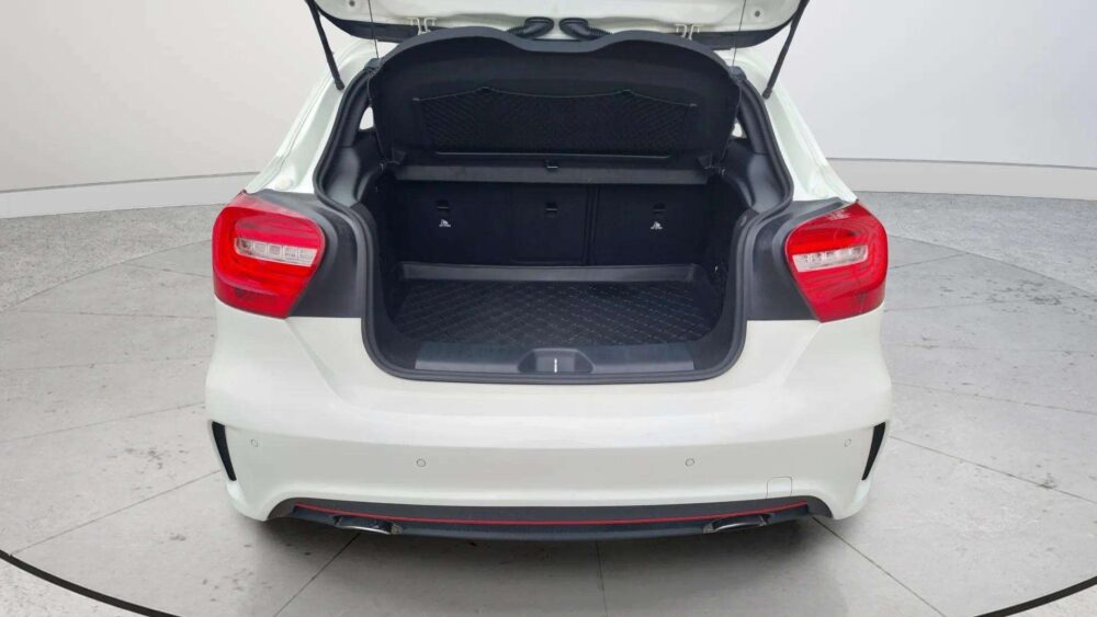 Mercedes A 250 AMG  210 CV
