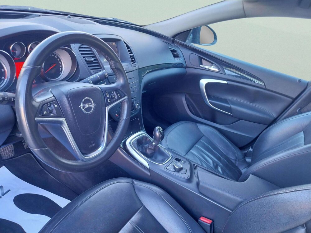 Opel Insignia  2.0 CDTi  136 CV Limousine