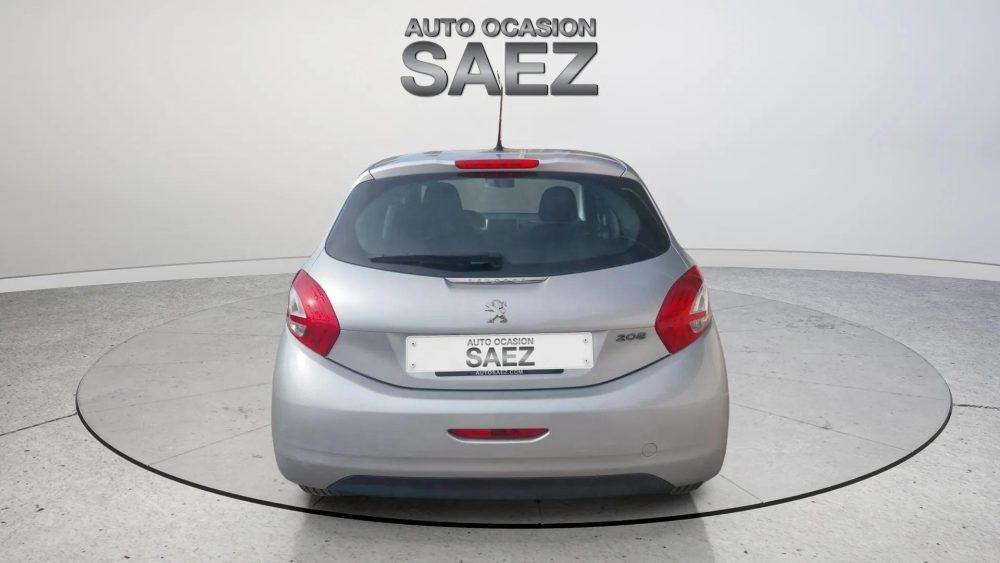 Peugeot  208 1.4 HDi  70 CV