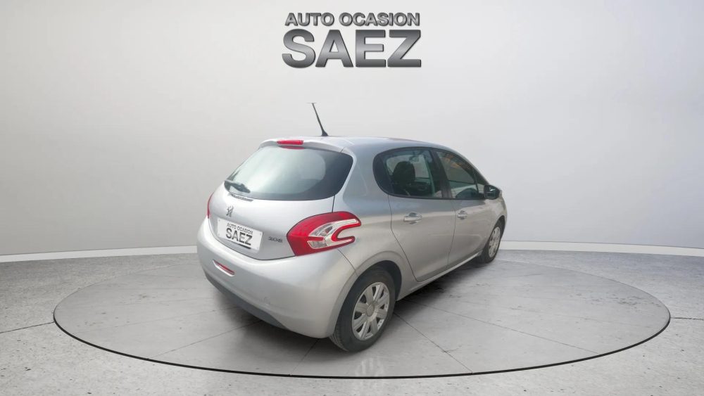 Peugeot  208 1.4 HDi  70 CV