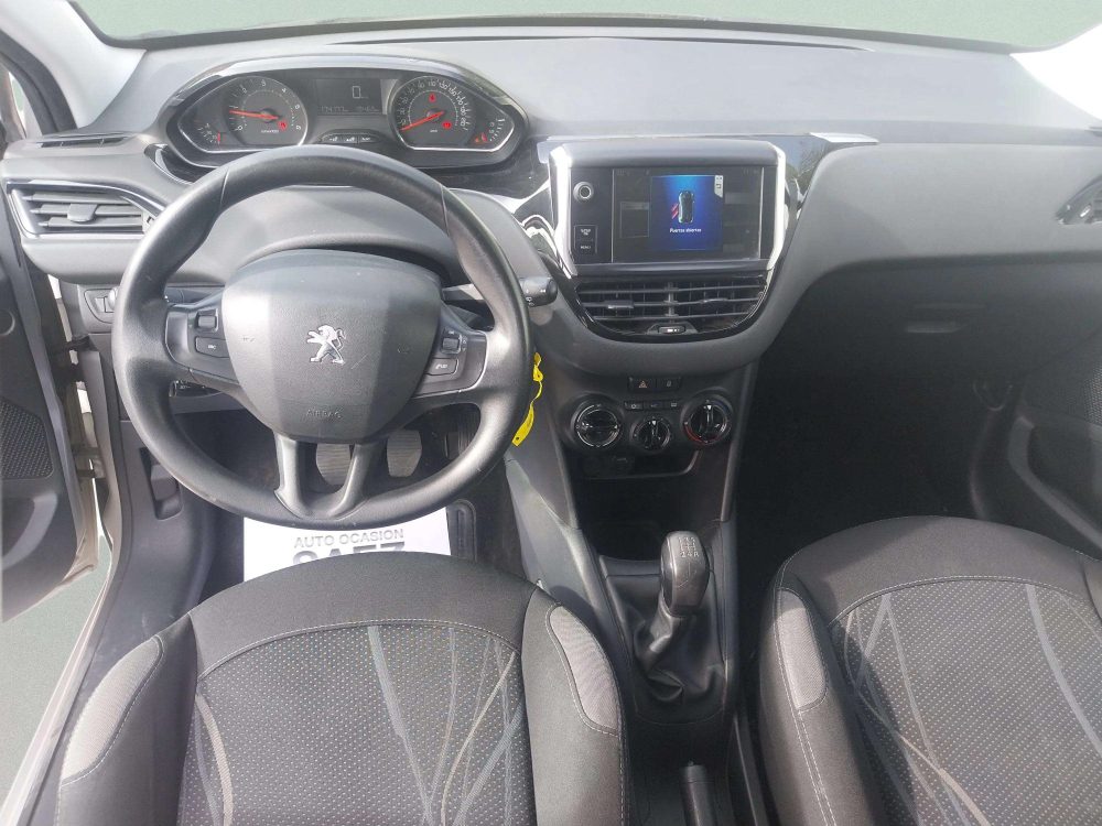 Peugeot  208 1.4 HDi  70 CV